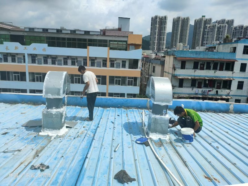 寒亭钢结构屋面涂料维修方法